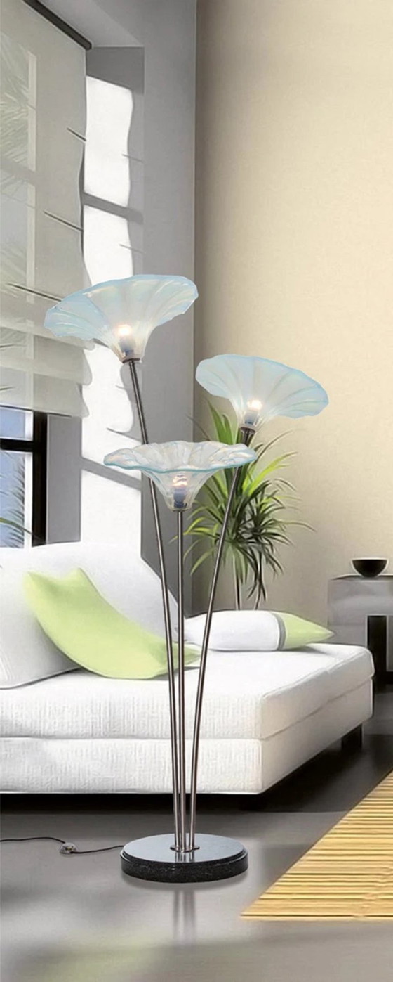 Image 1 of Les calices floor lamp - courier test