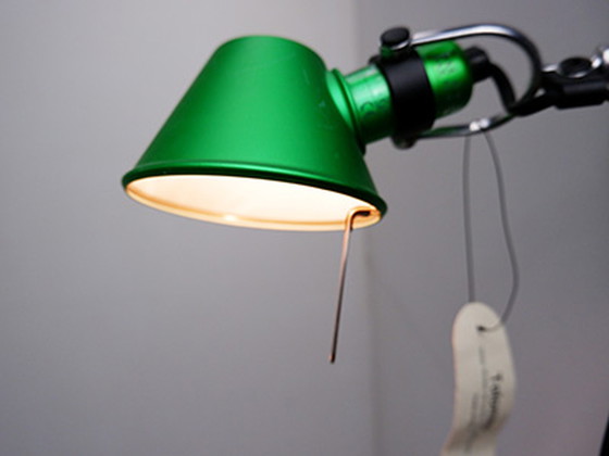 Image 1 of Artemide tolomeo clip-on lamp metallic groen