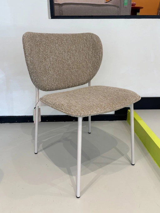 Fest eve chair
