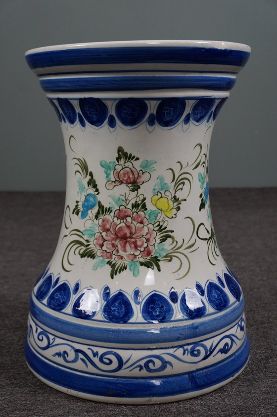 Image 1 of Ceramic pots stool & flowerpot