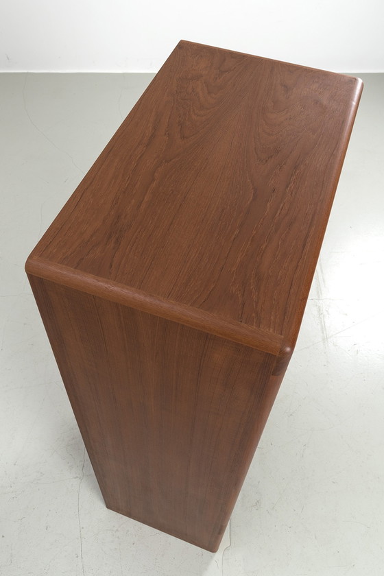 Image 1 of Cabinet Dyrlund