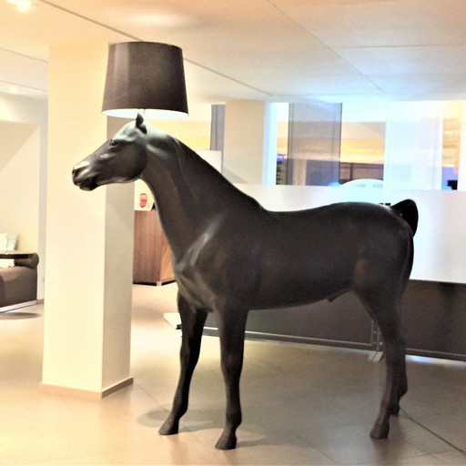 Lampe à cheval