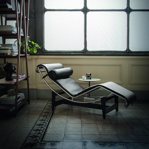 Cassina LC4