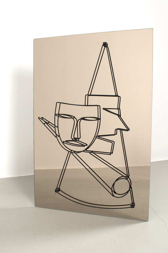 Image 1 of Skulptur auf getöntem Spiegel