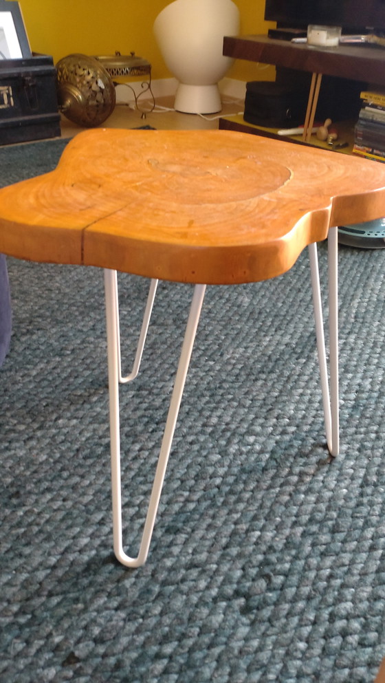 Image 1 of Selbstgemachter Couchtisch mit Haarnadelbeinen