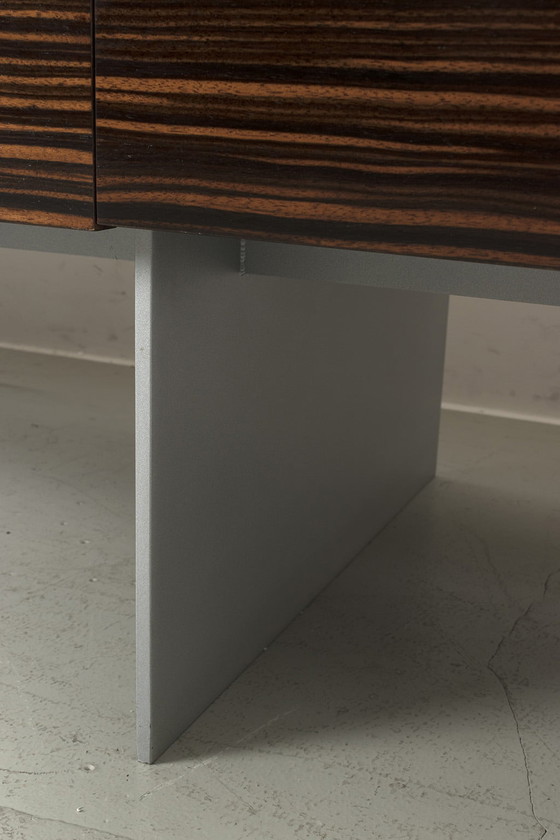 Image 1 of Spektakuläres Sideboard aus Ebenholz-Makassar-Furnier
